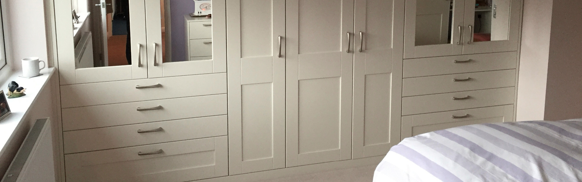 fitted made to measure bedroom wardrobes